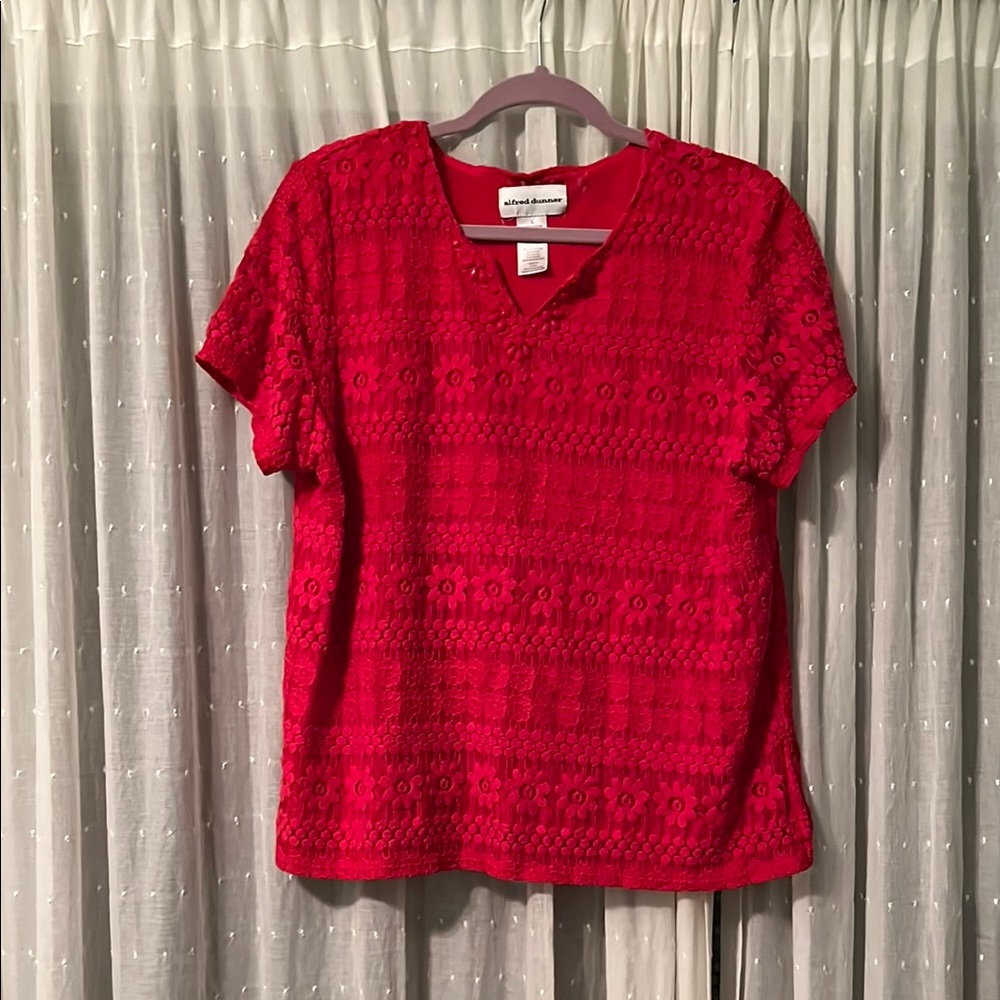 Alfred Dunner L Textured Red Lace Top